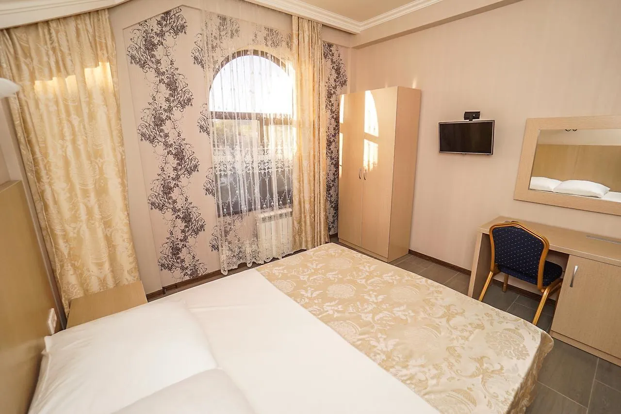 Antika Hotel Sochi 3*,